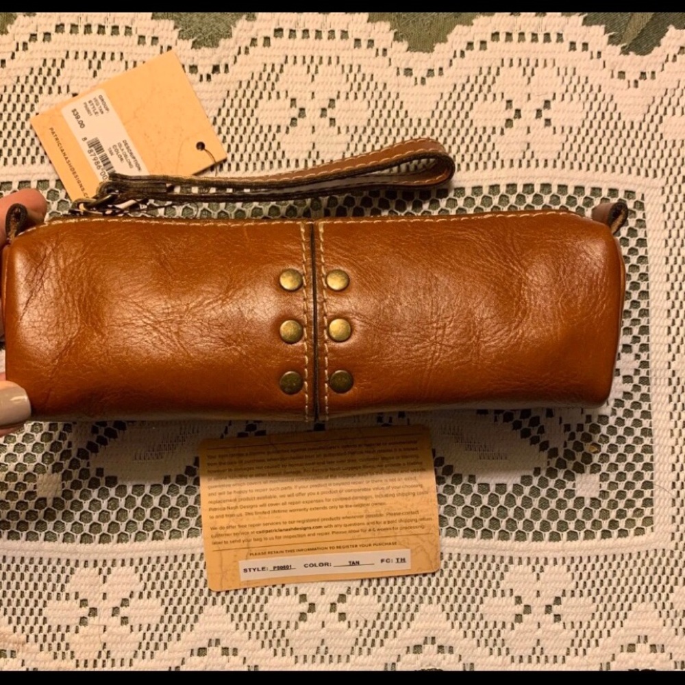 NEW Patricia Nash Isla Oblong Case